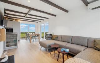 3 Bedroom Amazing Home In Højslev - 6