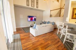 Stunning 6 bedroom vacation villa - 2