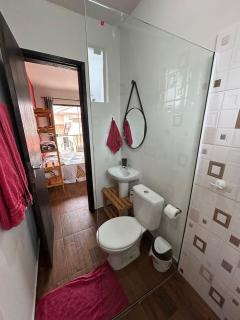 Kitnet c/ garagem 2 km da praia - 2