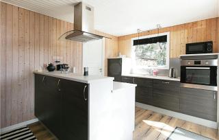 Three-Bedroom Holiday Home In Aakirkeby - Vester Sømarken - 8
