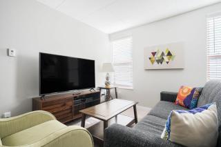 Modern Mass Ave 1BR Apartment with Kitchen - Indianápolis - 3