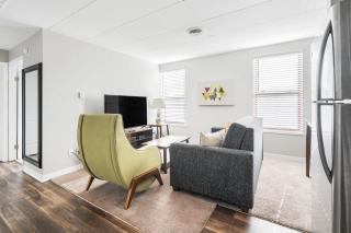 Modern Mass Ave 1BR Apartment with Kitchen - Indianápolis - 4