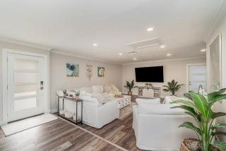Sailboat access - Under 15 min from Fort Myers Beach - Fire Pit and Heated Pool - Villa Canalview Cove - 5