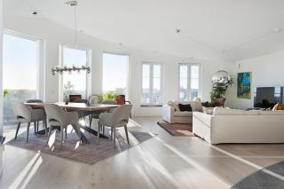Luxury Villa - Private Pool and Lake View - Nacka - 8