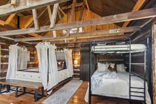 Prairie House on the Americana Farm - - 9
