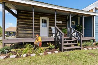 Prairie House on the Americana Farm - - 5