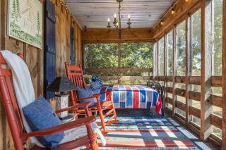 Americana Farm - - 4