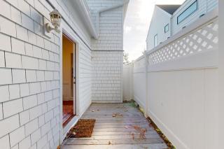 Town of Rehoboth Beach --- 33 Maryland Ave - 4