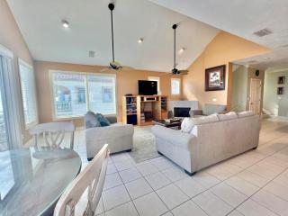 Cool Change- Sunset Beach- Beachfront- Pet-Friendly - St. George Island - 9