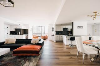 Deluxe Larimer Square Retreat - Walk Everywhere! - 2