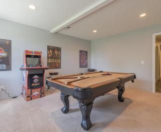 Hot Tub, Views & Game Room - 20 min to Downtown Asheville! - Mars Hill - 0