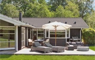 Cozy Home In Hornbæk With Kitchen - Hornbæk - 1