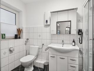 Wohlfühloase im Herzen Bremens, Balkon, bis 5 P - Brema - 5