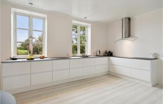Awesome Home In Haslev With Kitchen - Haslev - 4
