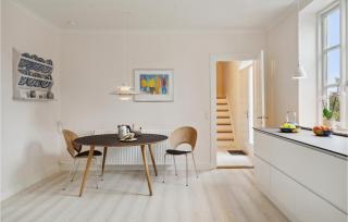 Awesome Home In Haslev With Kitchen - Haslev - 3