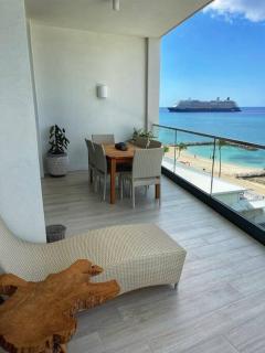 3-Bedroom Condo with ocean view - 3