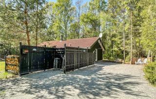 Amazing Home In Nexø With Wifi - 4