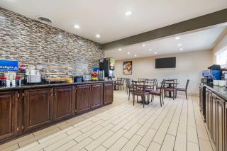 Best Western Red Carpet Inn - 9