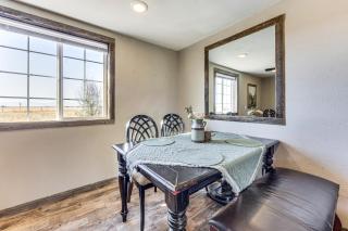 Rustic Cabin in Peyton Near Hiking Trails! - Peyton - 3