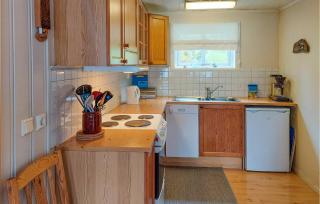 Cozy Home In Mosvik With House Sea View - 6