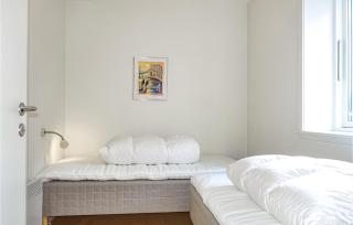 2 Bedroom Awesome Home In Gudhjem - Gudhjem - 6