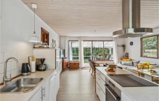 3 Bedroom Beautiful Home In Nexø - Neksø - 5