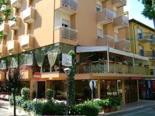 Hotel Garisenda - Misano Adriatico - 0