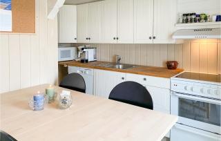 Stunning Home In Ålesund With Kitchen - Ålesund - 6