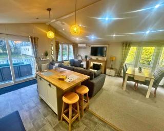 Meadows 33 Hot tub - Southview Holiday Park - Skegness - 6