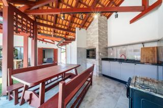 Casa Beira mar, com Jacuzzi no centro de Bombinhas - Bombinhas - 1