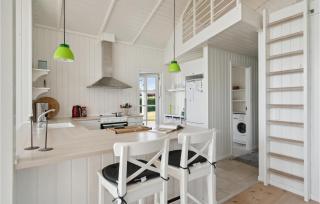 Nice Home In Hesselager With Kitchen - Hesselager - 3