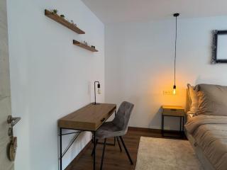 Noble Supreme Suite Near Center - - 9