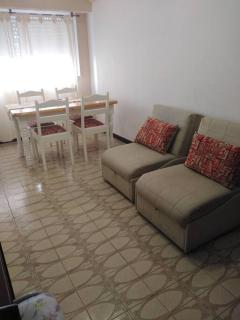 Departamento amplio, a la calle, Plaza Colón - 5