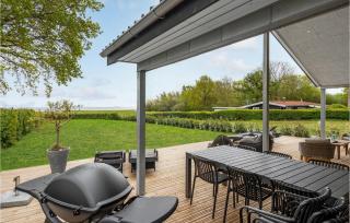 4 Bedroom Cozy Home In Rudkøbing - Spodsbjerg - 3
