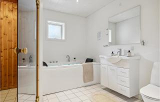 Stunning Home In Fårvang With Kitchen - Fårvang - 3