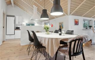 4 Bedroom Beautiful Home In Melby - Melby - 3