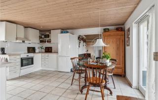 2 Bedroom Awesome Home In Kalundborg - 4