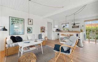 Nice Home In Gudhjem With Kitchen - Gudhjem - 6