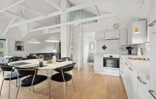 Cozy Home In Hemmet With Kitchen - 5