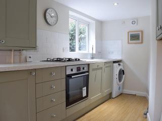 The Lovely Old Cottage - Stratford-upon-Avon - 1