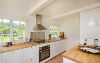 Gorgeous Home In Idestrup With Kitchen - Marielyst - 4