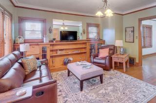 Walk to Main Street Charming Roswell Home! - Roswell - 7