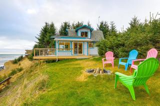 Deck and Panoramic Views Bayfront House in Homer! - Homer - 8