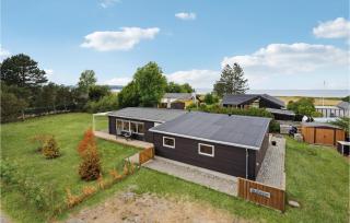 5 Bedroom Nice Home In Asperup - Asperup - 1