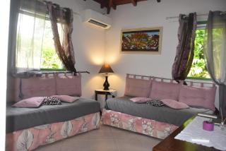 Gite d'arles Bungalow "La Rose" - Le Moule - 8