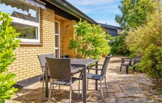 Pet Friendly Home In Allinge With Wifi - Allinge - 2