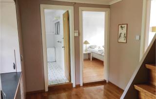 Five-Bedroom Holiday Home In Mandal - Mandal - 3