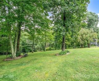 Secluded Luxury Home with Pool and Hot Tub in ASHEVILLE 15 min to Downtown - Asheville - 9