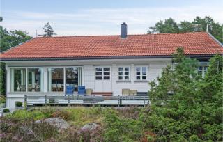 Lovely Home In Grimstad - 0
