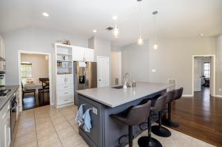 Spacious 4BR Home Away From Home at Avery Ranch! - Austin - 2